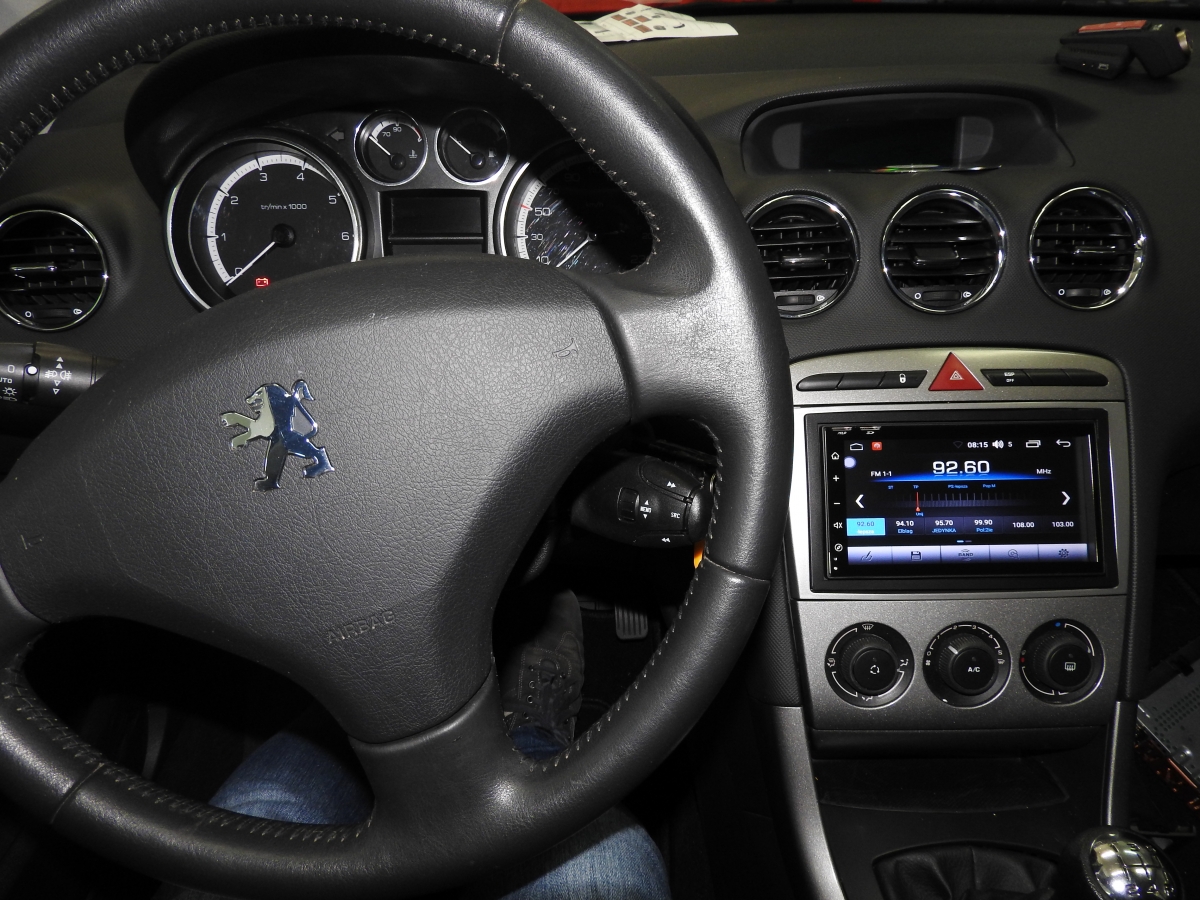 Peugeot 308 SW.jpg